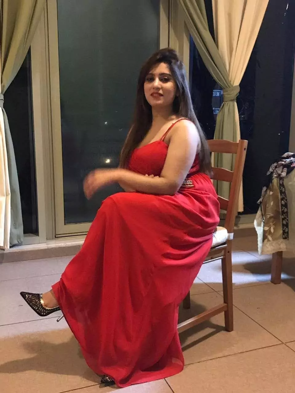 Escort Service in Alambagh